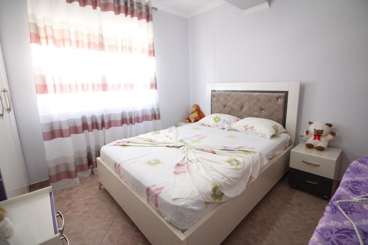 Irina Home Saranda Extérieur photo